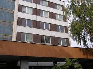 Vojenská ubytovňa Generála Píky [Zväčšiť - nové okno]